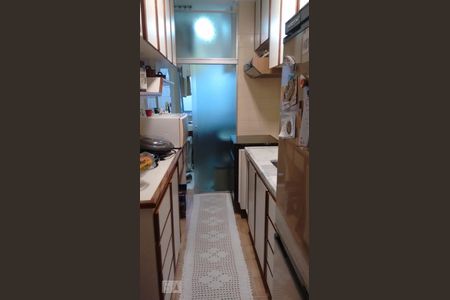 Apartamento à venda com 55m², 2 quartos e 1 vagaCozinha