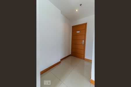Hall de Entrada de apartamento à venda com 1 quarto, 38m² em Jacarepaguá, Rio de Janeiro
