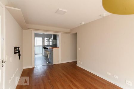 Sala de apartamento para alugar com 2 quartos, 75m² em Vila Alexandria, São Paulo