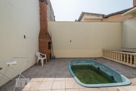 Casa para alugar com 350m², 3 quartos e sem vagaQuintal