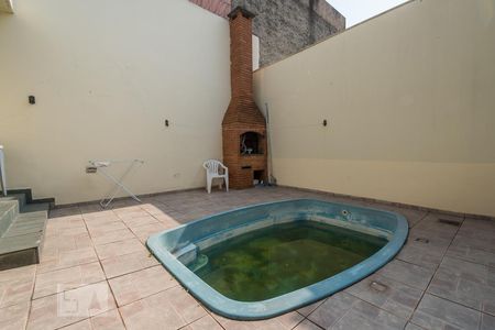 Casa para alugar com 350m², 3 quartos e sem vagaQuintal