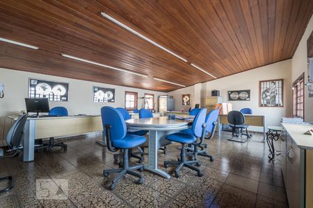 Casa para alugar com 350m², 3 quartos e sem vagaSala Piso 3