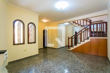  Sala de estar de casa para alugar com 3 quartos, 197m² em Vila Silvestre, Santo André