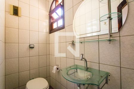 Lavabo de casa para alugar com 3 quartos, 197m² em Vila Silvestre, Santo André