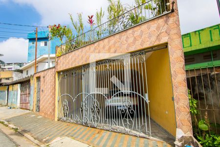 Fachada de casa para alugar com 3 quartos, 197m² em Vila Silvestre, Santo André