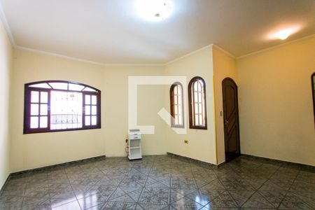 Casa para alugar com 3 quartos, 197m² em Vila Silvestre, Santo André