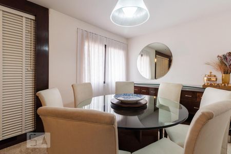 Sala de Jantar de apartamento à venda com 4 quartos, 224m² em Vila Uberabinha, São Paulo