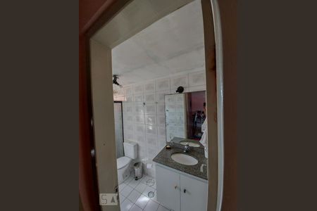 Banheiro de apartamento à venda com 3 quartos, 58m² em Vila Amália (zona Norte), São Paulo