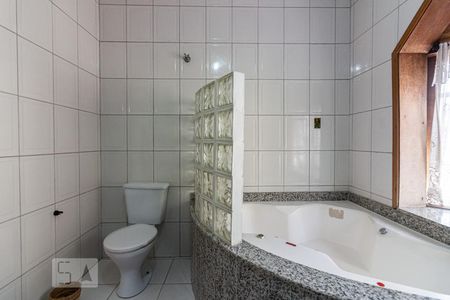 Casa à venda com 286m², 3 quartos e 2 vagasBanheiro da Suite 1