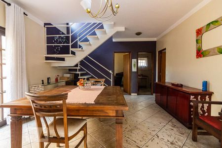 Sala de casa à venda com 3 quartos, 286m² em Vila Lageado, São Paulo