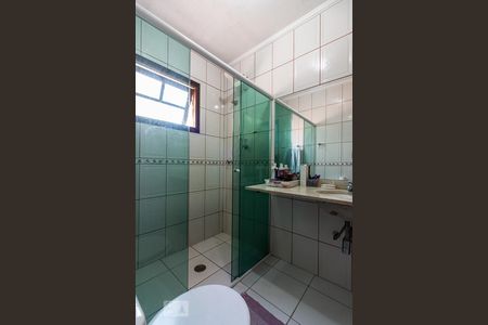 Casa à venda com 286m², 3 quartos e 2 vagasBanheiro da Suite 2