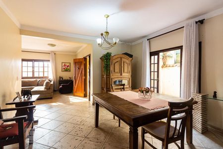 Sala de casa à venda com 3 quartos, 286m² em Vila Lageado, São Paulo