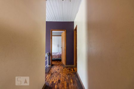 Casa à venda com 286m², 3 quartos e 2 vagasCorredor