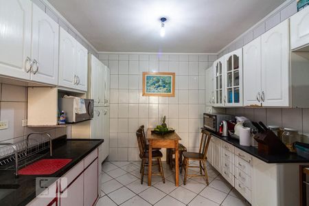 Casa à venda com 286m², 3 quartos e 2 vagasCozinha