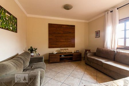 Sala de casa à venda com 3 quartos, 286m² em Vila Lageado, São Paulo