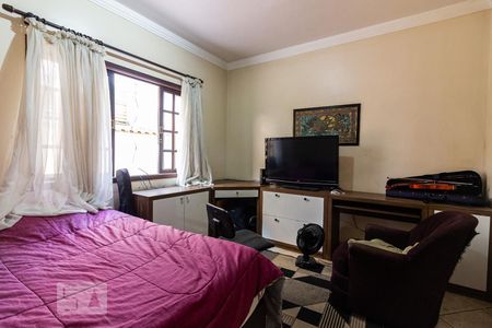 Casa à venda com 286m², 3 quartos e 2 vagasEscritório