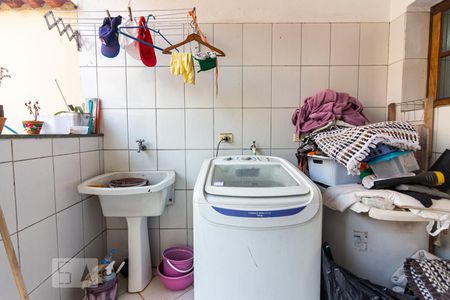 Casa à venda com 286m², 3 quartos e 2 vagasÁrea de Serviço