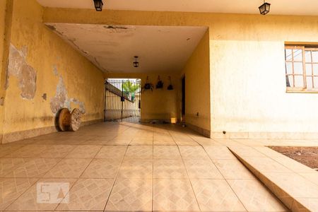 Casa à venda com 286m², 3 quartos e 2 vagasGaragem