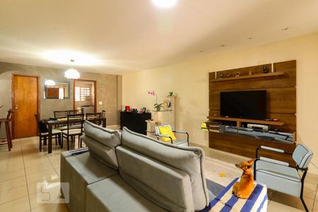 Sala de casa para alugar com 4 quartos, 176m² em Recreio dos Bandeirantes, Rio de Janeiro