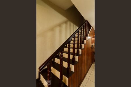 Escada de casa para alugar com 4 quartos, 176m² em Recreio dos Bandeirantes, Rio de Janeiro