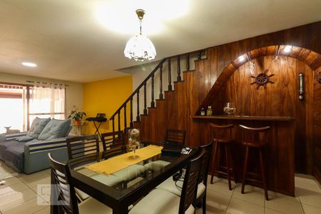 Sala de casa para alugar com 4 quartos, 176m² em Recreio dos Bandeirantes, Rio de Janeiro