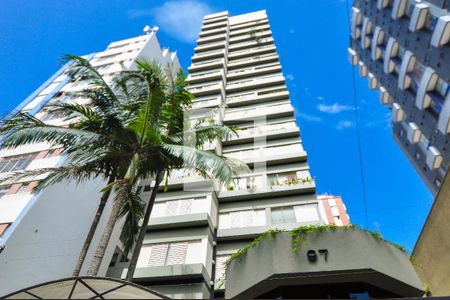 Apartamento para alugar com 85m², 2 quartos e 1 vagaFachada