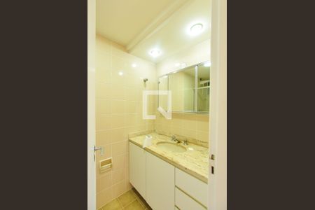 Apartamento para alugar com 85m², 2 quartos e 1 vagaBanheiro Corredor