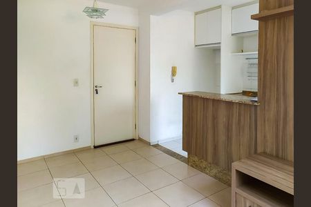 Sala de apartamento para alugar com 2 quartos, 50m² em Jardim Nova Europa, Campinas