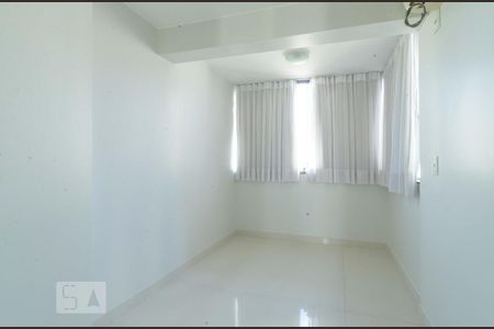 Quarto 2 de apartamento para alugar com 2 quartos, 50m² em Cruzeiro Novo, Brasília