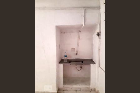Cozinha de apartamento para alugar com 1 quarto, 30m² em Bela Vista, São Paulo