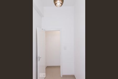 Apartamento para alugar com 96m², 2 quartos e sem vagaQuarto de Serviço