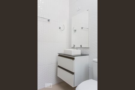 Apartamento para alugar com 96m², 2 quartos e sem vagaBanheiro