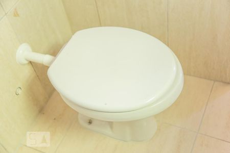 Casa para alugar com 80m², 2 quartos e 1 vaga Casa para alugar com 80m², 2 quartos e 1 vagaBanheiro Social