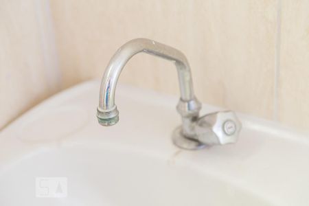 Casa para alugar com 80m², 2 quartos e 1 vaga Casa para alugar com 80m², 2 quartos e 1 vagaBanheiro Social