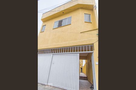 Casa para alugar com 80m², 2 quartos e 1 vaga Casa para alugar com 80m², 2 quartos e 1 vagaFachada