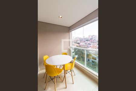 Varanda de kitnet/studio para alugar com 1 quarto, 34m² em Pinheiros, São Paulo