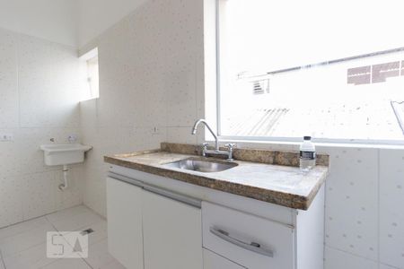 Cozinha de kitnet/studio para alugar com 1 quarto, 25m² em Vila Baruel, São Paulo