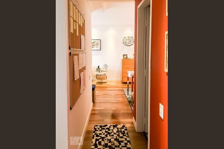 Corredor Quartos de apartamento para alugar com 2 quartos, 70m² em Cidade Monções, São Paulo