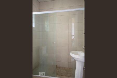 BANHEIRO de casa para alugar com 1 quarto, 86m² em Vila Baruel, São Paulo