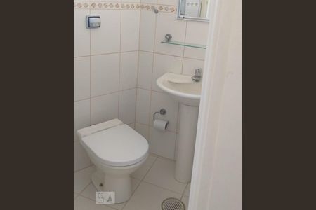 Banheiro de apartamento para alugar com 1 quarto, 45m² em Vila Mariana, São Paulo