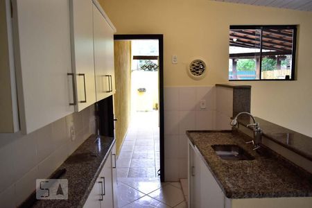 Cozinha de casa para alugar com 2 quartos, 110m² em Recreio dos Bandeirantes, Rio de Janeiro