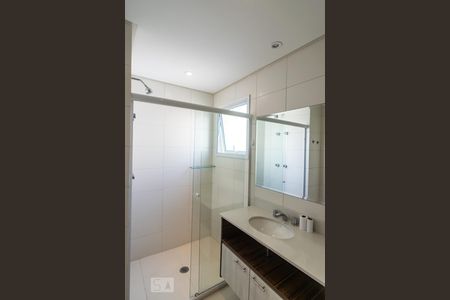 Apartamento à venda com 162m², 4 quartos e 3 vagasBanheiro da Suíte 1