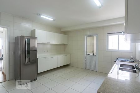 Apartamento à venda com 162m², 4 quartos e 3 vagasCozinha