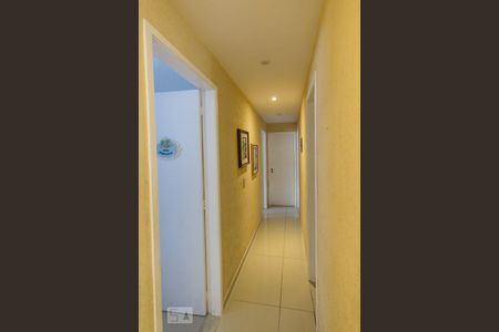 Corredor de apartamento à venda com 4 quartos, 153m² em Freguesia (jacarepaguá), Rio de Janeiro