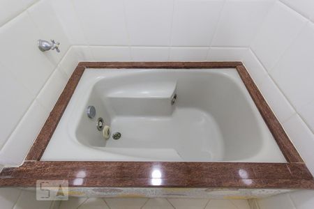 Apartamento à venda com 153m², 4 quartos e 2 vagasBanheiro Quarto 4 - Suíte