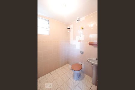 Apartamento à venda com 65m², 2 quartos e 1 vaga Apartamento à venda com 65m², 2 quartos e 1 vagaSalao de Festa banheiro