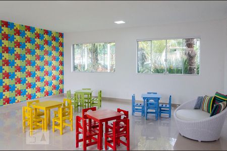 Apartamento à venda com 44m², 2 quartos e 1 vaga Apartamento à venda com 44m², 2 quartos e 1 vagaÁrea externa