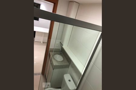 Banheiro de apartamento à venda com 2 quartos, 44m² em São José, Canoas