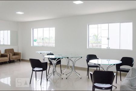 Apartamento à venda com 44m², 2 quartos e 1 vaga Apartamento à venda com 44m², 2 quartos e 1 vagaÁrea externa