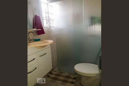 Banheiro de casa à venda com 2 quartos, 75m² em Vila Maria Baixa, São Paulo